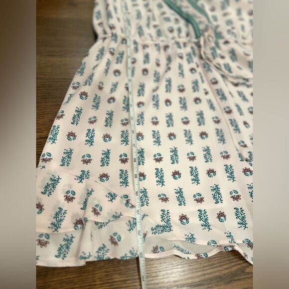 NWT Kaari Blue Blush Pink Green Floral Romper Size Large - Picture 7 of 8